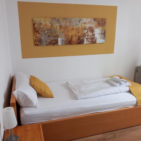 Hotel Karolinger Dusseldorf Luaran gambar