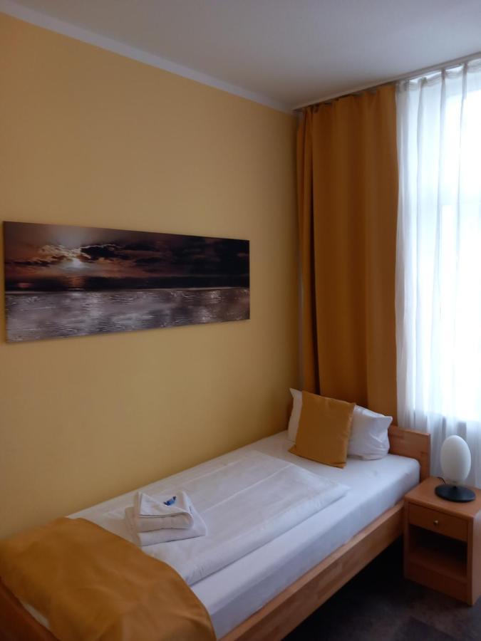 Hotel Karolinger Dusseldorf Luaran gambar