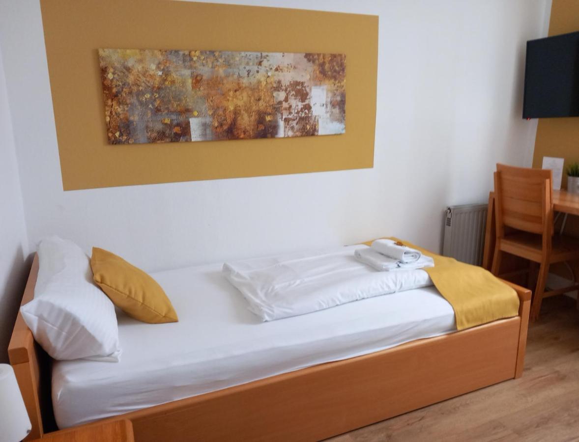 Hotel Karolinger Dusseldorf Luaran gambar